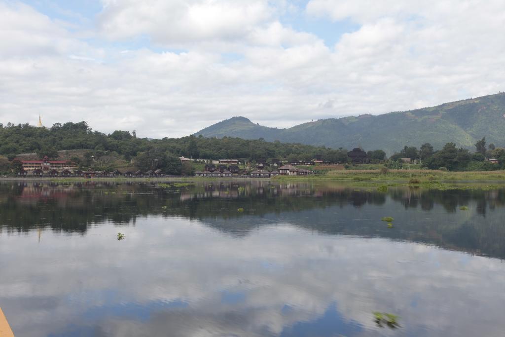 Hupin Inle Khaung Daing Village Resort Nyaung Shwe Exterior photo